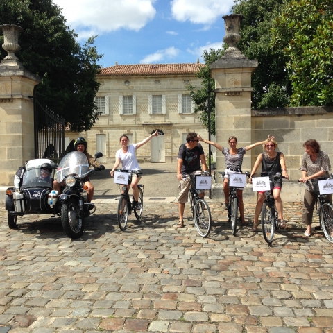 Bike and lunch tour in Bordeaux
